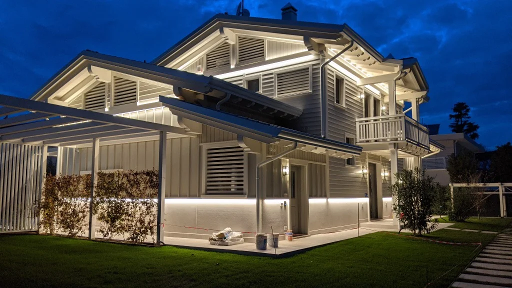 Illuminazione Architetturale e Domotica per Abitazioni e Ville - Elettrotech Srl